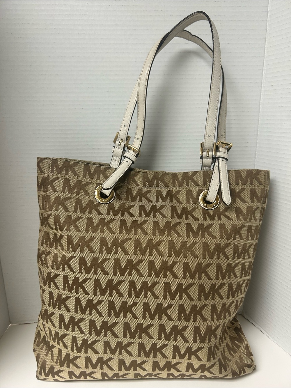 Michael Kors Original Signature Canvas Large Jet Set Tote Bag White Leather Trim